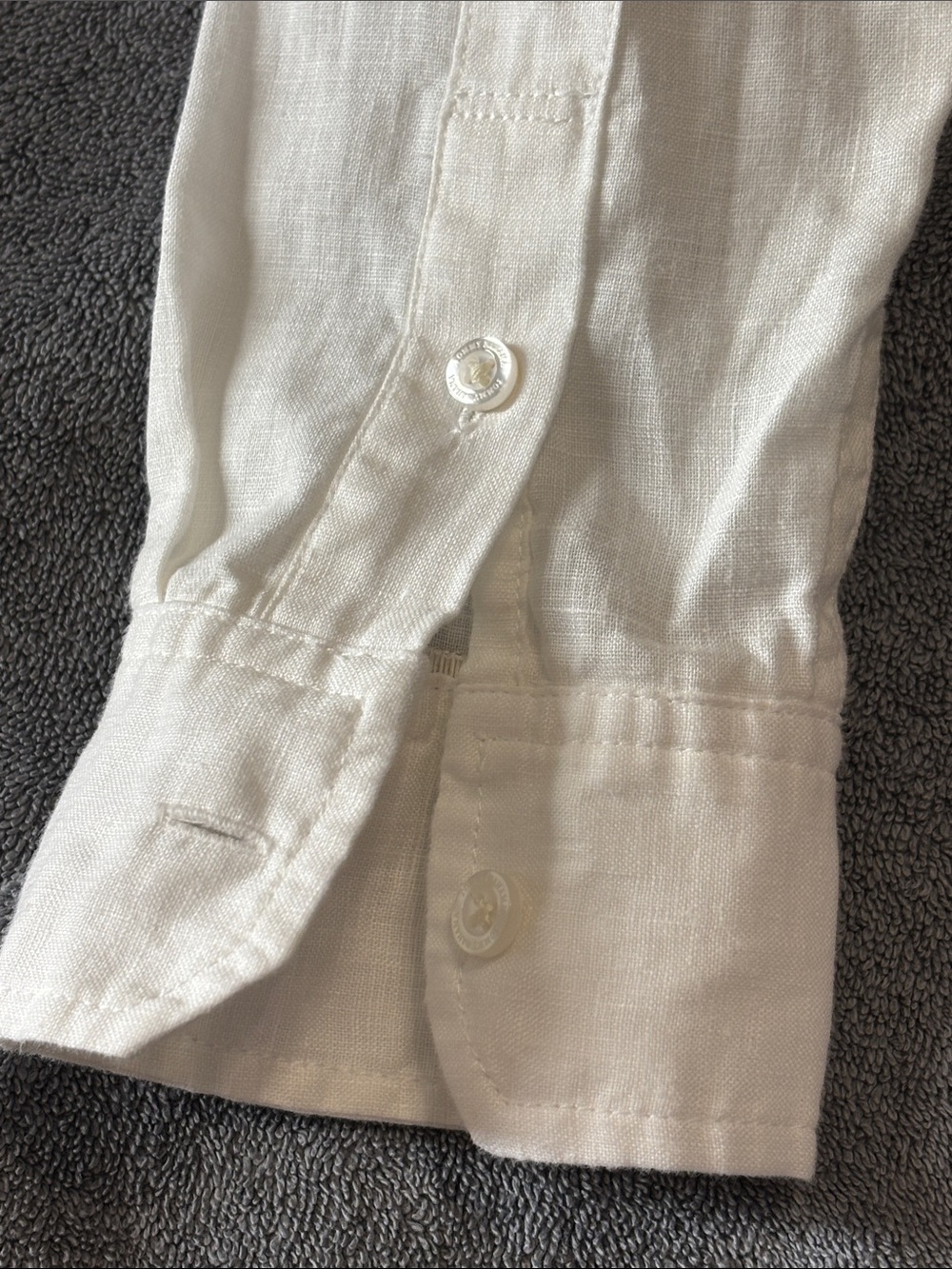 Tommy Bahama women’s White 100% Linen Colorful Floral Accent Button-Up Shirt S/P - Picture 9 of 14